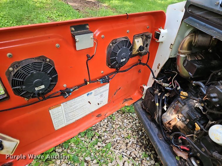 image for item EJ5672 2017 Bobcat  T750 skid steer loader