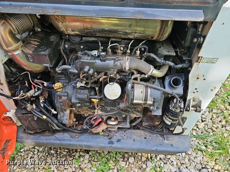 image for item EJ5672 2017 Bobcat  T750 skid steer loader