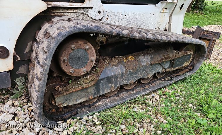 image for item EJ5672 2017 Bobcat  T750 skid steer loader