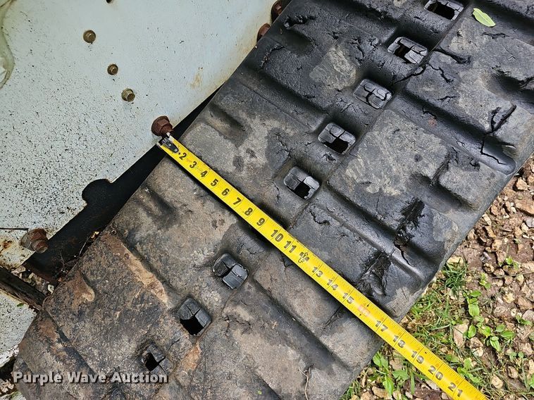 image for item EJ5672 2017 Bobcat  T750 skid steer loader