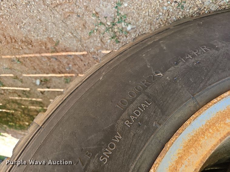 image for item EJ5697 1987 Ford F700 dump flatbed truck