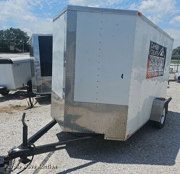 image for item EJ5699 2010 Arising Industries enclosed cargo trailer