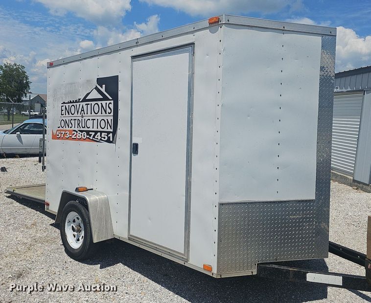 image for item EJ5699 2010 Arising Industries enclosed cargo trailer