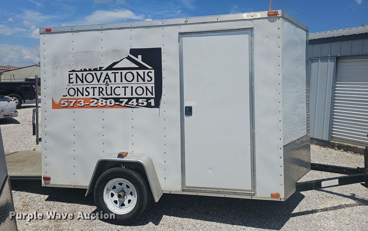 image for item EJ5699 2010 Arising Industries enclosed cargo trailer