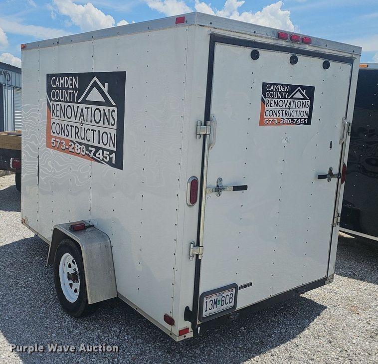 image for item EJ5699 2010 Arising Industries enclosed cargo trailer