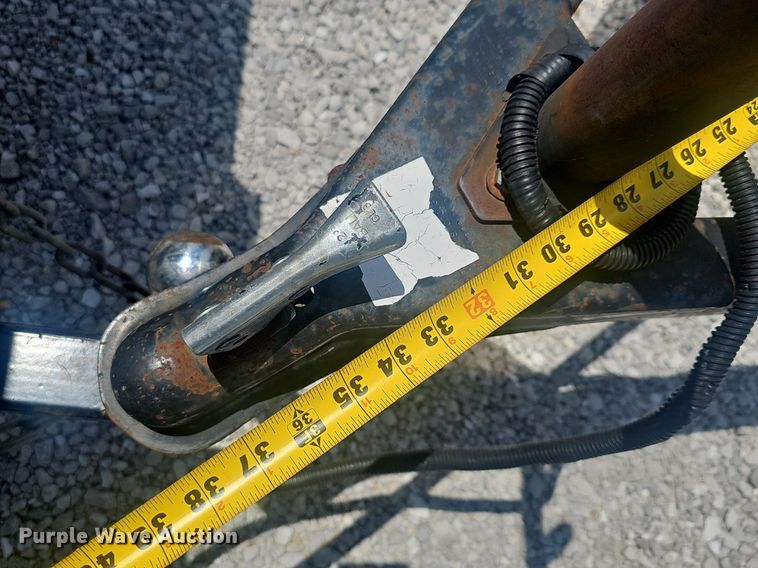 image for item EJ5699 2010 Arising Industries enclosed cargo trailer