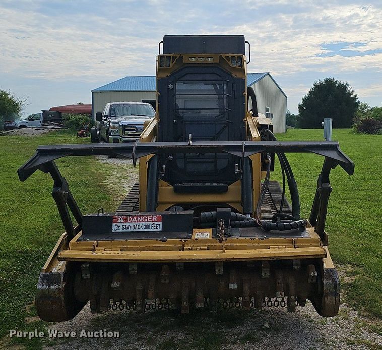 image for item EJ5706 2015 Rayco C100R mulcher