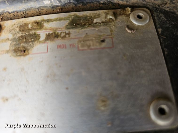 image for item EJ5706 2015 Rayco C100R mulcher