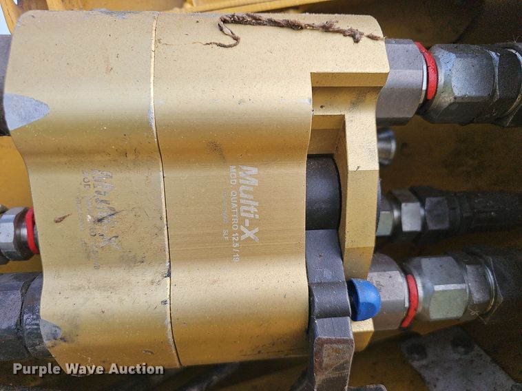 image for item EJ5706 2015 Rayco C100R mulcher