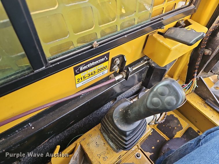 image for item EJ5706 2015 Rayco C100R mulcher