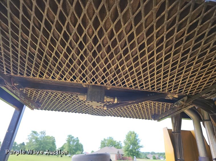 image for item EJ5706 2015 Rayco C100R mulcher