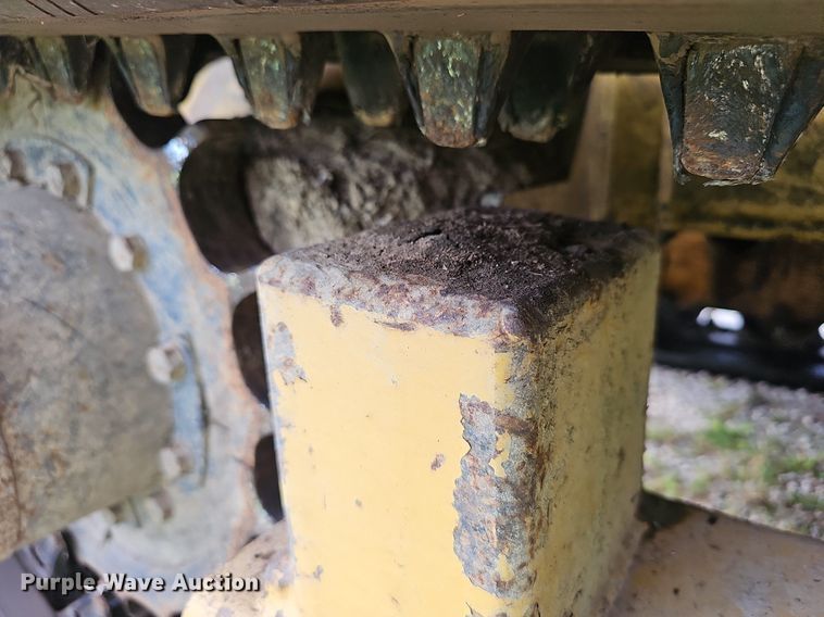 image for item EJ5706 2015 Rayco C100R mulcher