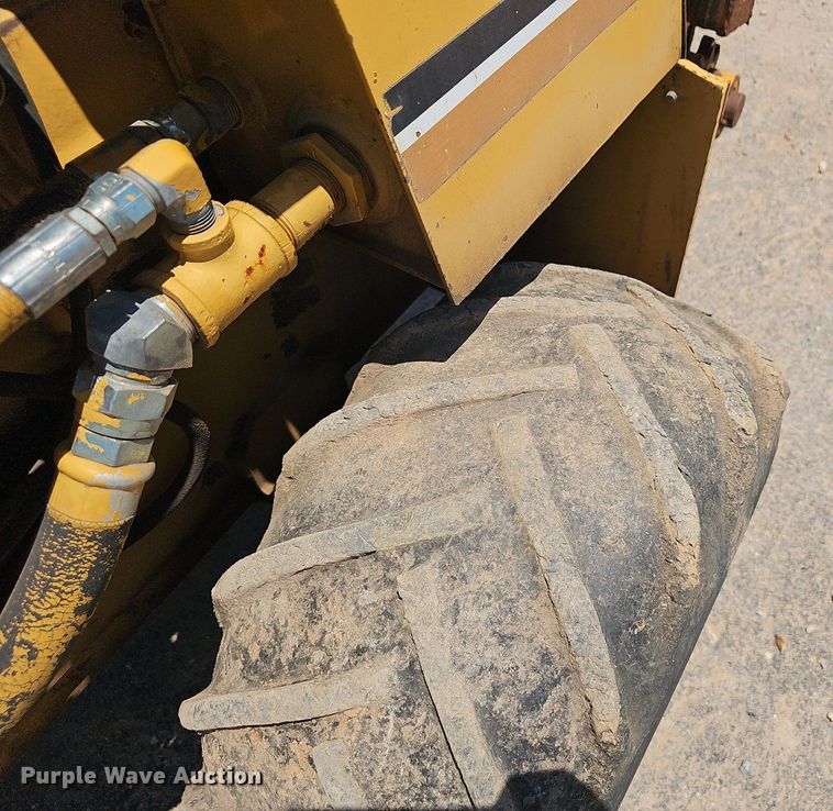 image for item EJ5717 2001 Vermeer LM35 trencher