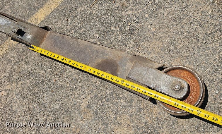 image for item EJ5717 2001 Vermeer LM35 trencher