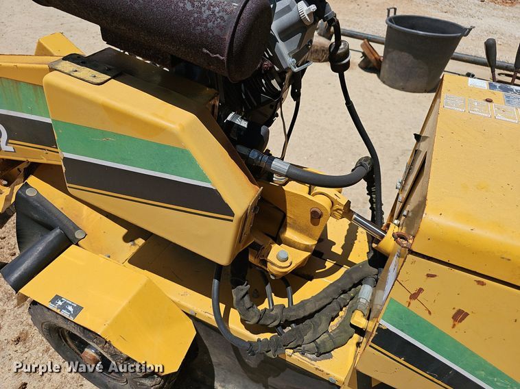 image for item EJ5718 2007 Vermeer  SC252 stump grinder