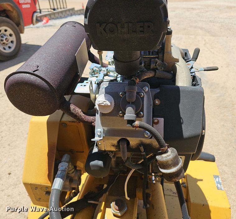 image for item EJ5718 2007 Vermeer  SC252 stump grinder