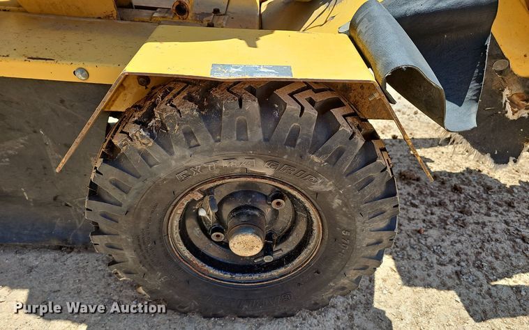 image for item EJ5718 2007 Vermeer  SC252 stump grinder