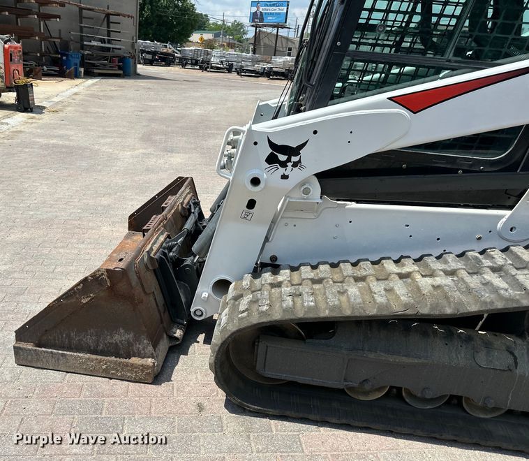 image for item EJ6939 2018 Bobcat  T650 tracked skid steer loader