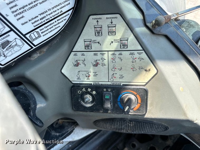 image for item EJ6939 2018 Bobcat  T650 tracked skid steer loader