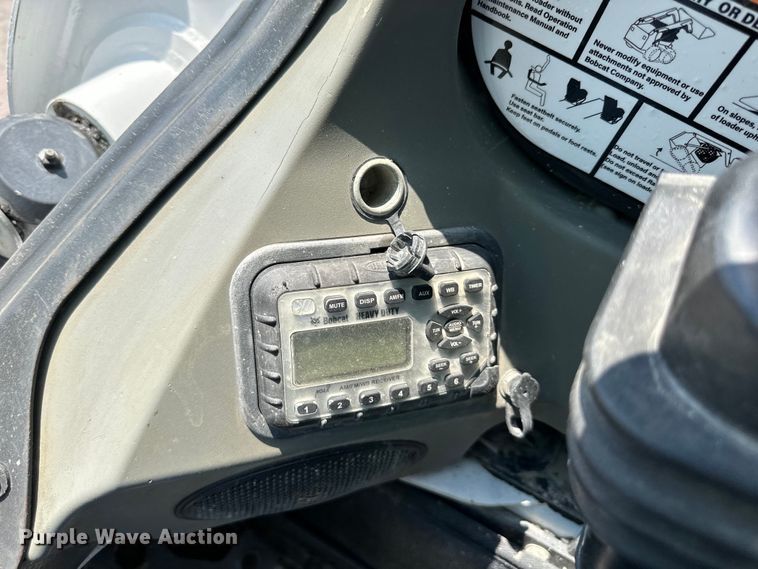 image for item EJ6939 2018 Bobcat  T650 tracked skid steer loader