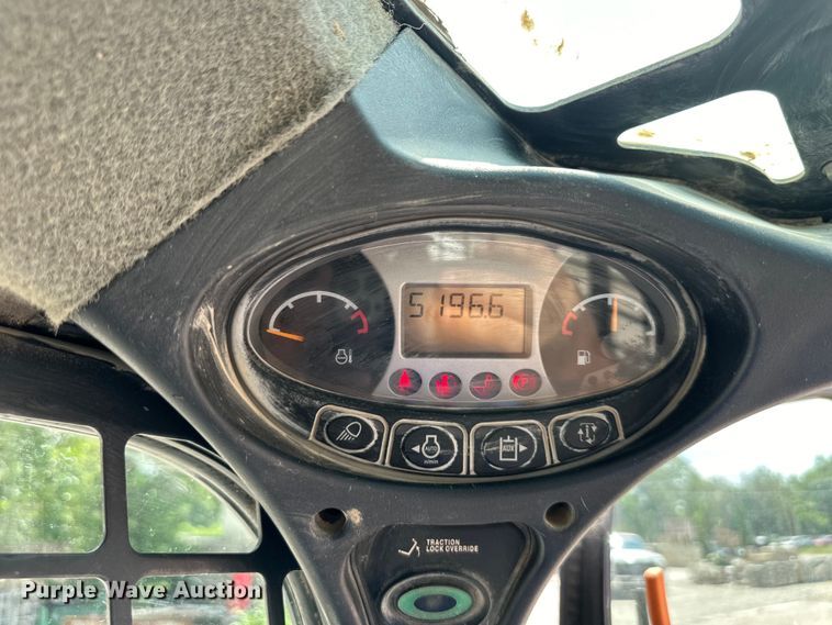 image for item EJ6939 2018 Bobcat  T650 tracked skid steer loader