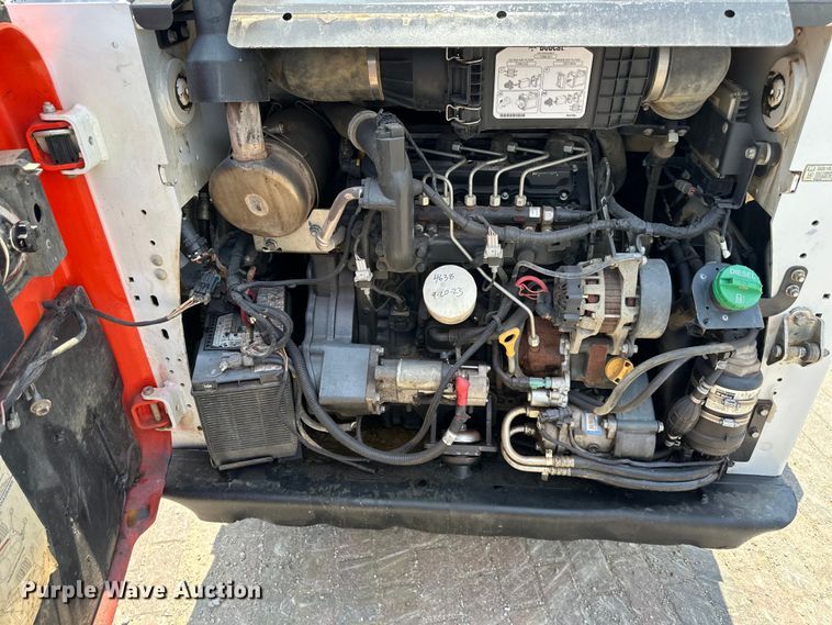 image for item EJ6939 2018 Bobcat  T650 tracked skid steer loader