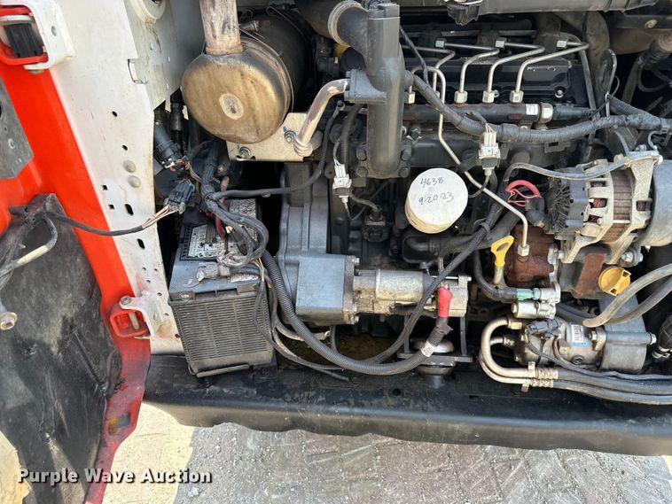 image for item EJ6939 2018 Bobcat  T650 tracked skid steer loader