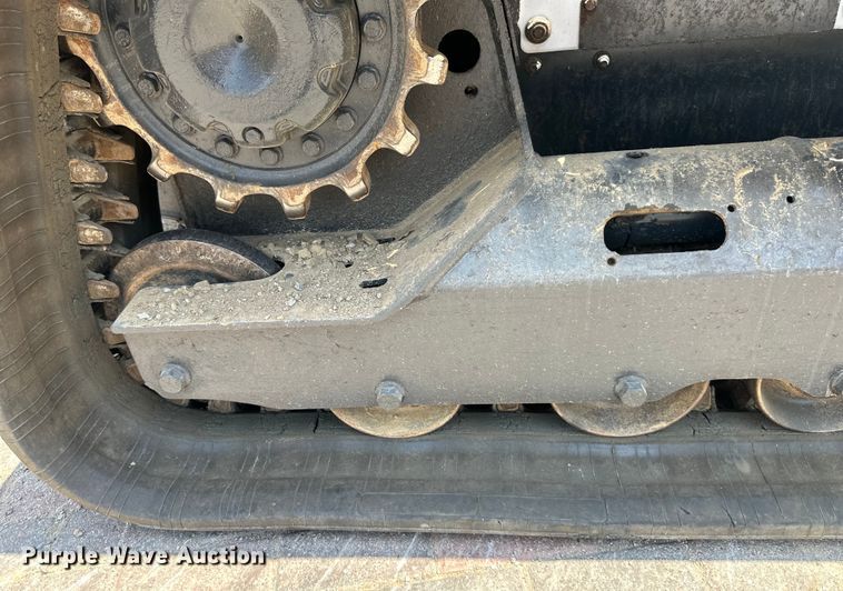 image for item EJ6939 2018 Bobcat  T650 tracked skid steer loader