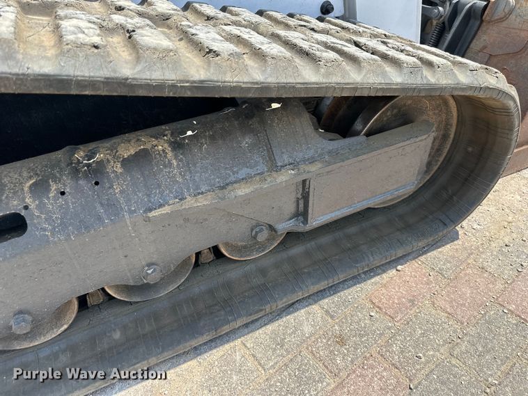 image for item EJ6939 2018 Bobcat  T650 tracked skid steer loader