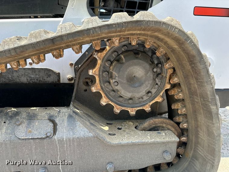image for item EJ6939 2018 Bobcat  T650 tracked skid steer loader