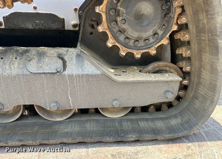 image for item EJ6939 2018 Bobcat  T650 tracked skid steer loader