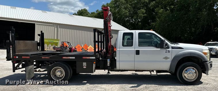 image for item EJ6959 2011 Ford F550 Super Duty SuperCab flatbed truck
