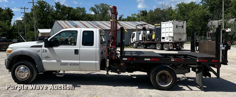 image for item EJ6959 2011 Ford F550 Super Duty SuperCab flatbed truck