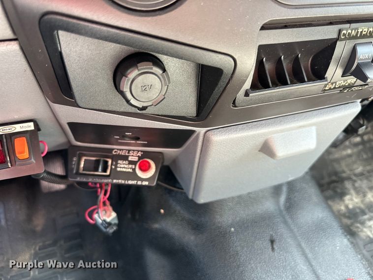 image for item EJ6959 2011 Ford F550 Super Duty SuperCab flatbed truck