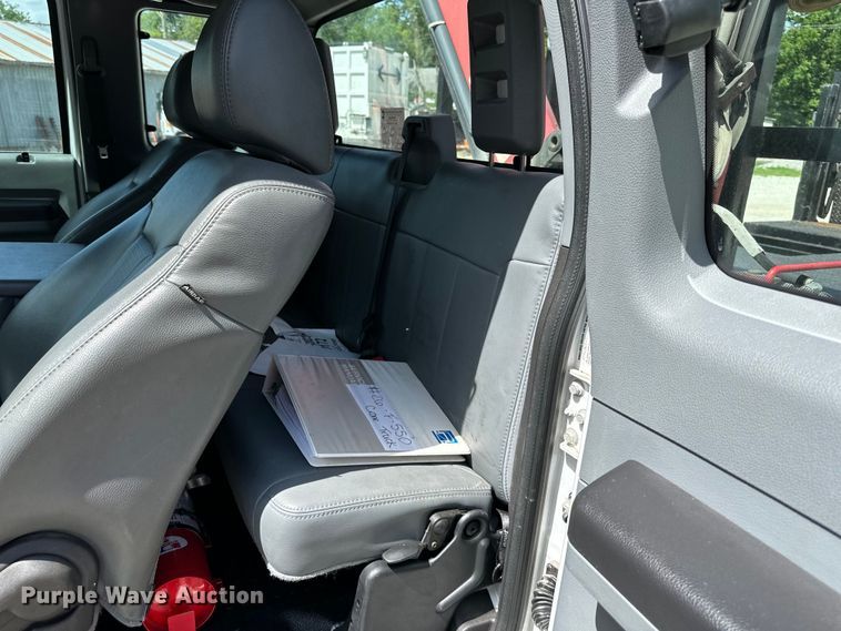 image for item EJ6959 2011 Ford F550 Super Duty SuperCab flatbed truck