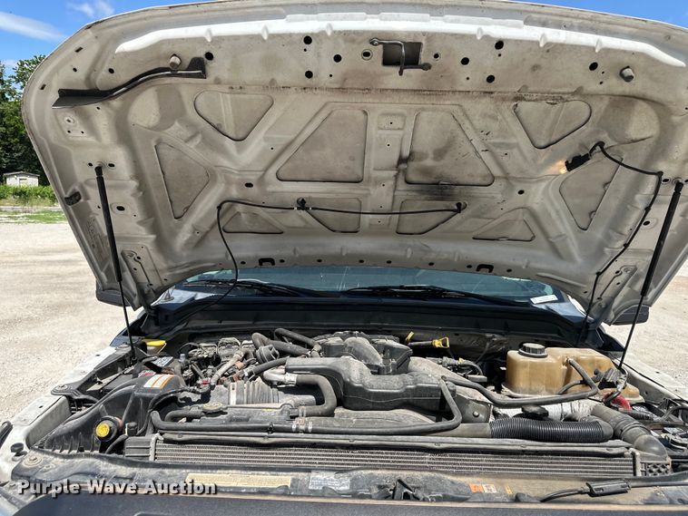 image for item EJ6959 2011 Ford F550 Super Duty SuperCab flatbed truck