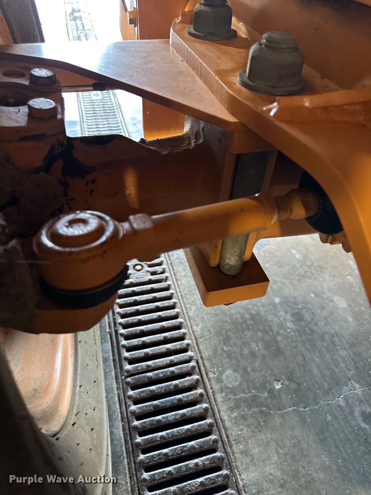 image for item EJ6967 2011 Astec RT560 trencher