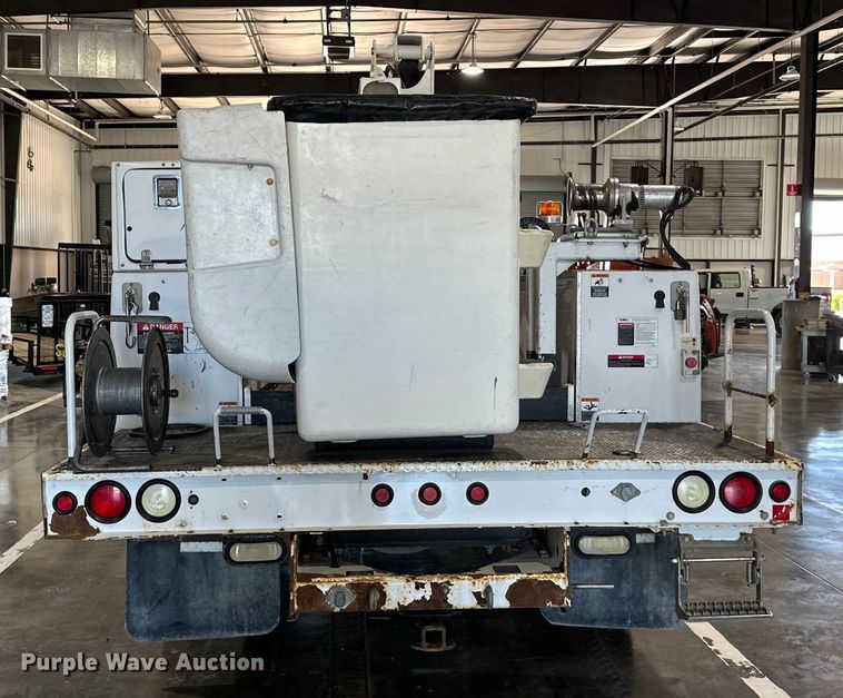 image for item EJ6968 2012 Ford F550 Super Duty bucket truck