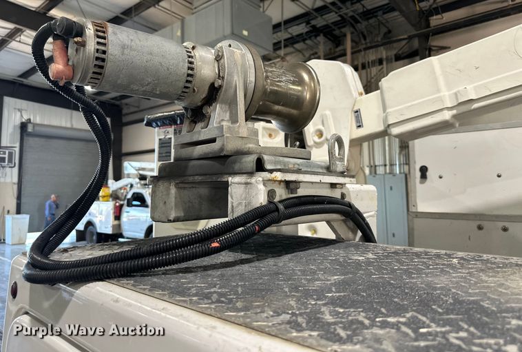 image for item EJ6968 2012 Ford F550 Super Duty bucket truck