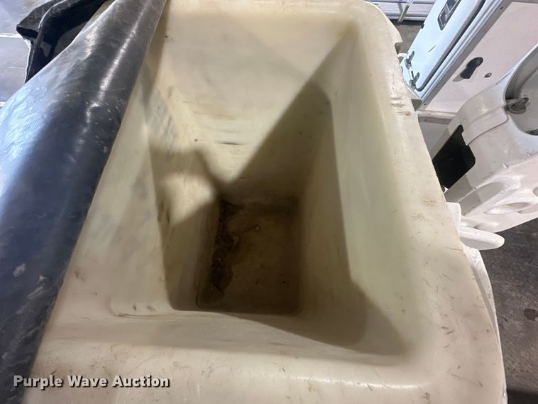 image for item EJ6968 2012 Ford F550 Super Duty bucket truck