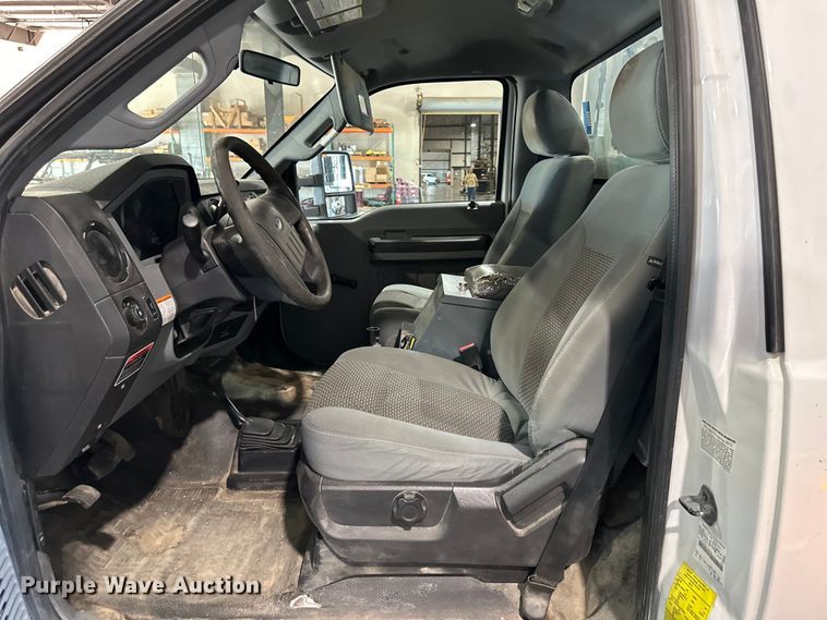 image for item EJ6968 2012 Ford F550 Super Duty bucket truck