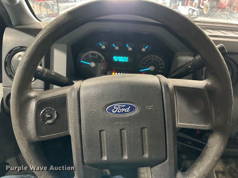 image for item EJ6968 2012 Ford F550 Super Duty bucket truck