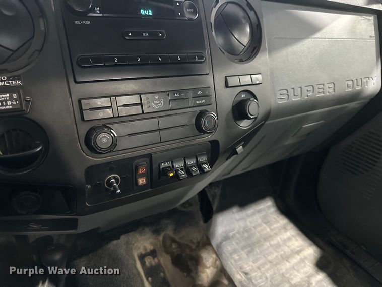 image for item EJ6968 2012 Ford F550 Super Duty bucket truck