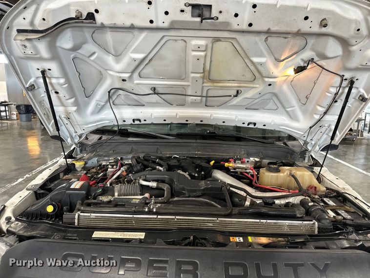 image for item EJ6968 2012 Ford F550 Super Duty bucket truck