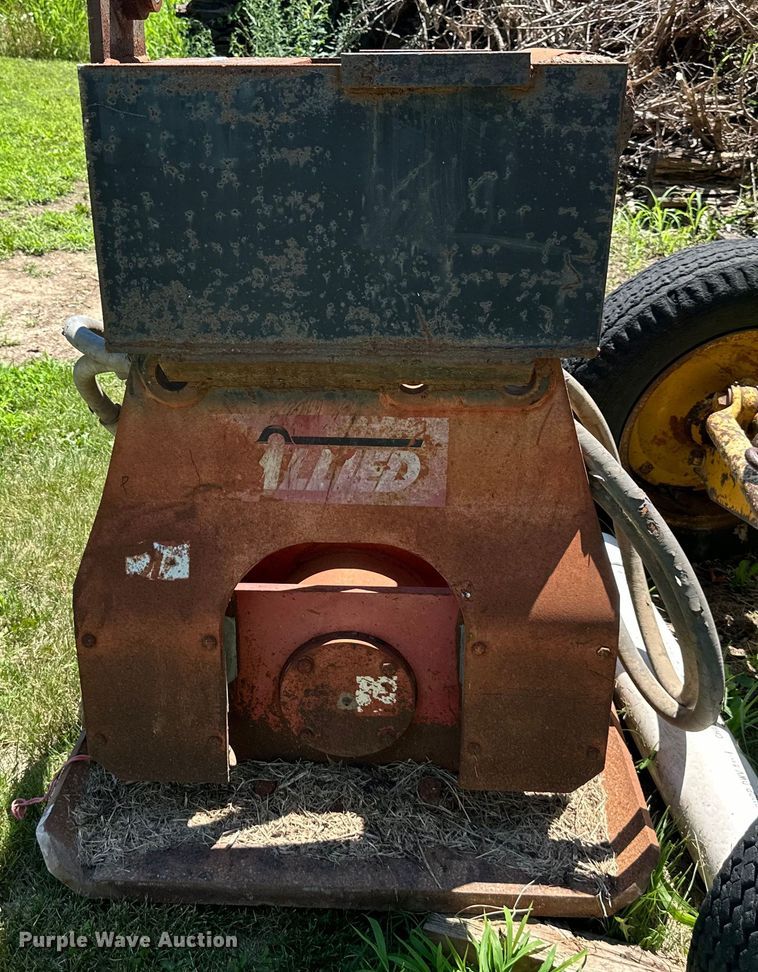 image for item EJ6969 Allied  plate compactor