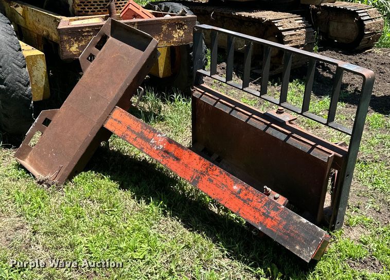 image for item EJ6970 (2) skid steer attachments