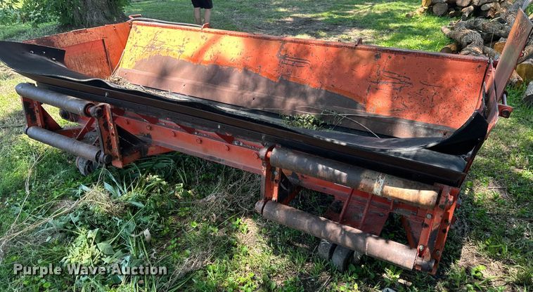 image for item EJ6974 HTC  truck bed conveyor