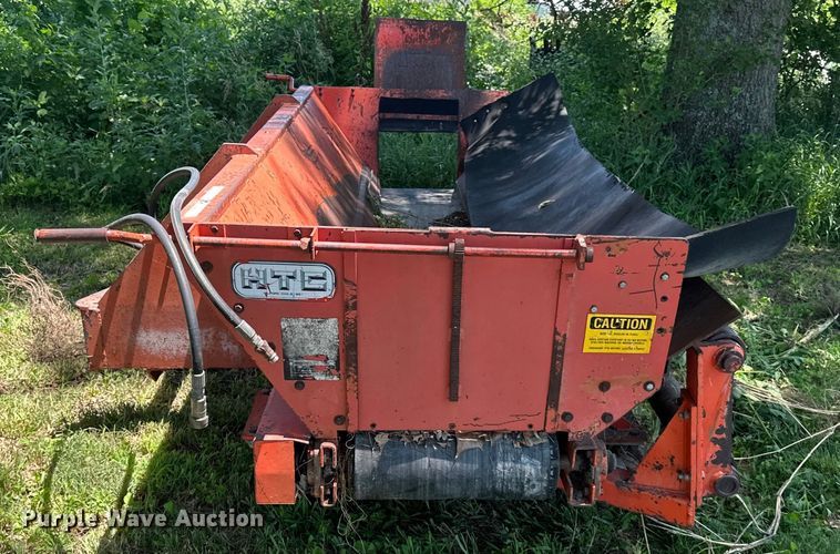 image for item EJ6974 HTC  truck bed conveyor