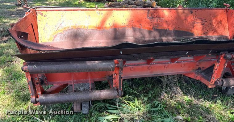 image for item EJ6974 HTC  truck bed conveyor