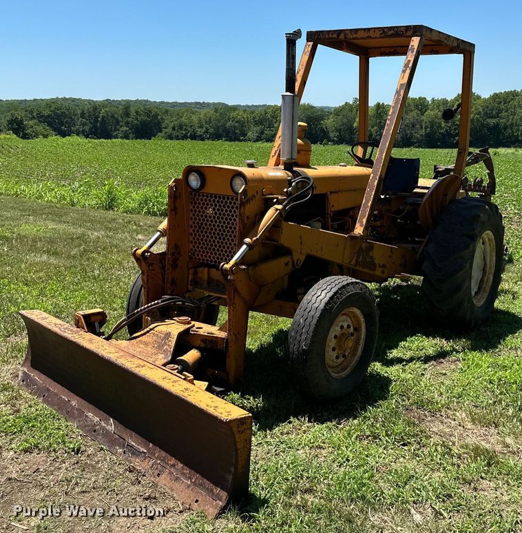 image for item EJ6975 Davis  Road Run'r  trencher